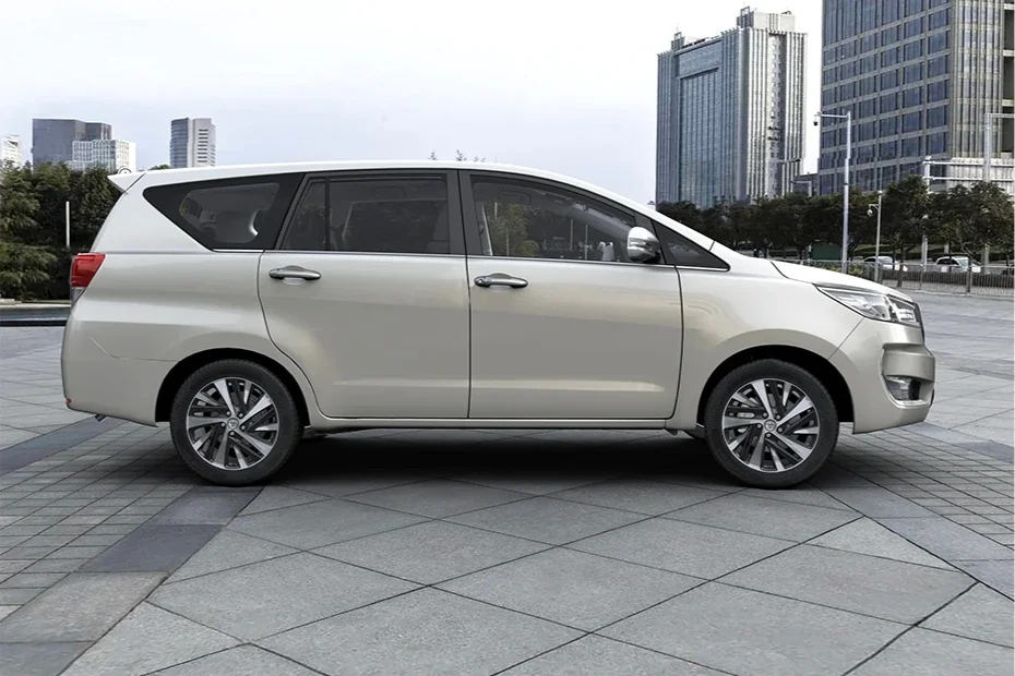 Innova Crysta